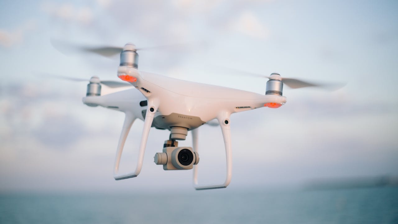 Rekomendasi drone DJI terbaik 2025