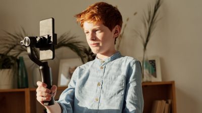 5 Rekomendasi Tongsis Tripod HP Terbaik dan Murah di 2025
