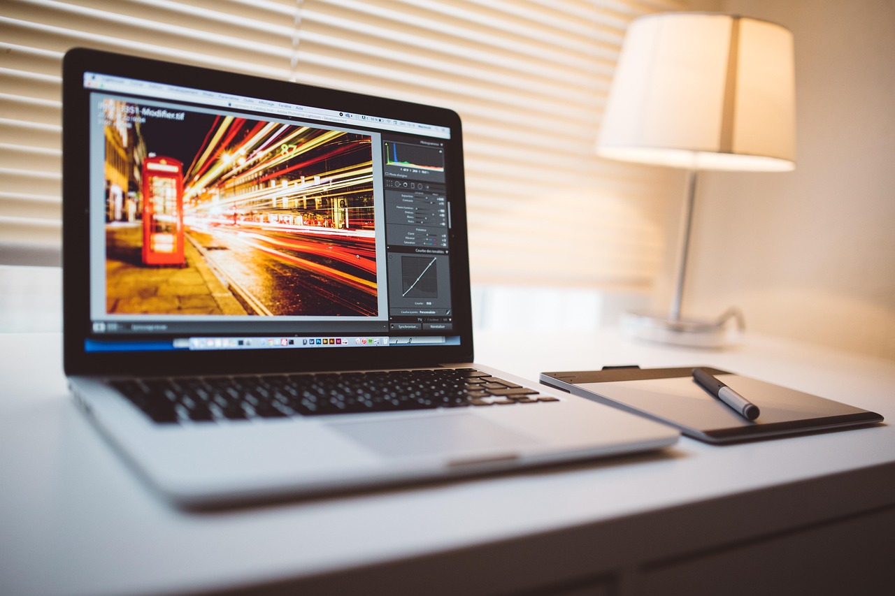 Tentukan spesifikasi laptop untuk edit video
