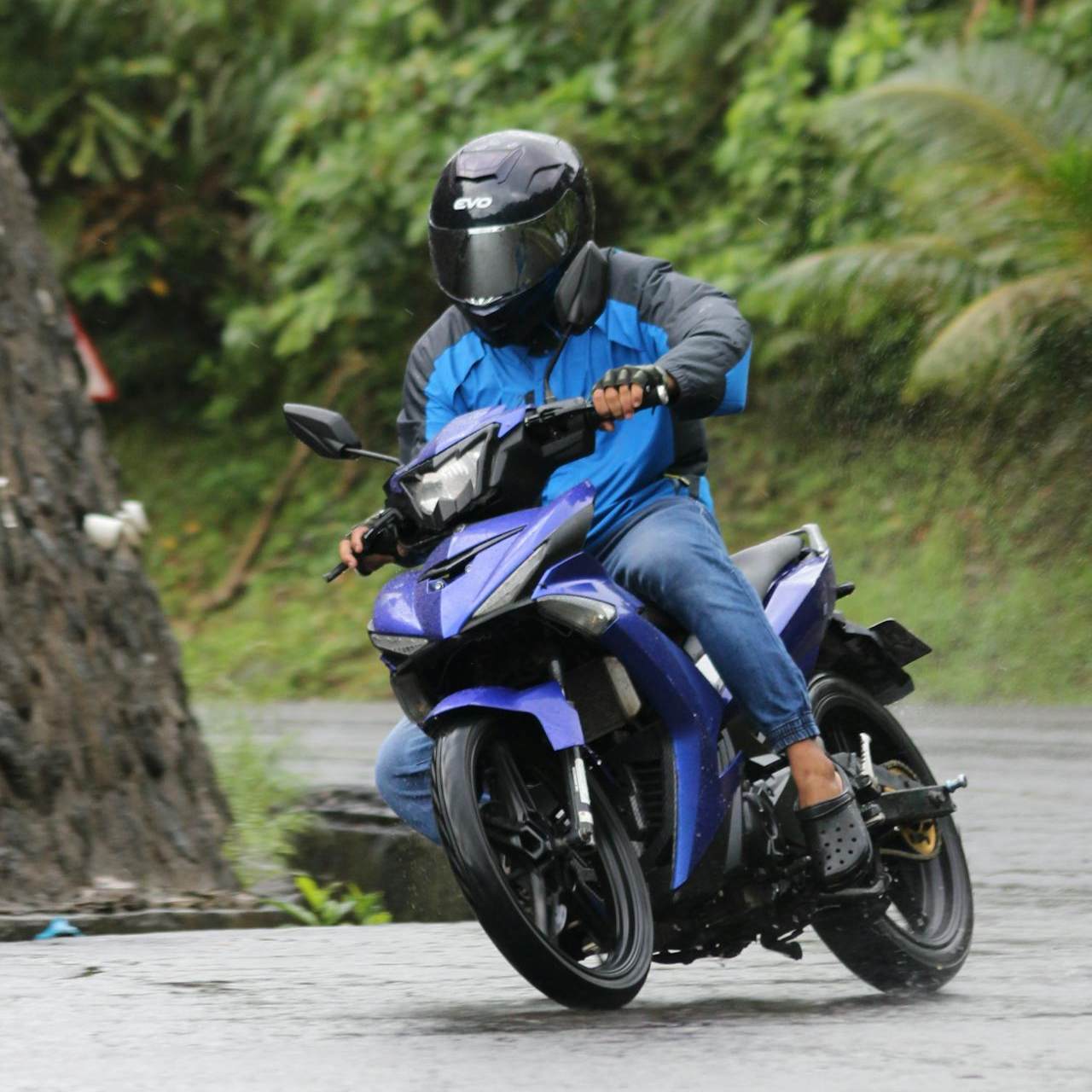 Test ride motor bekas yang mau dibeli