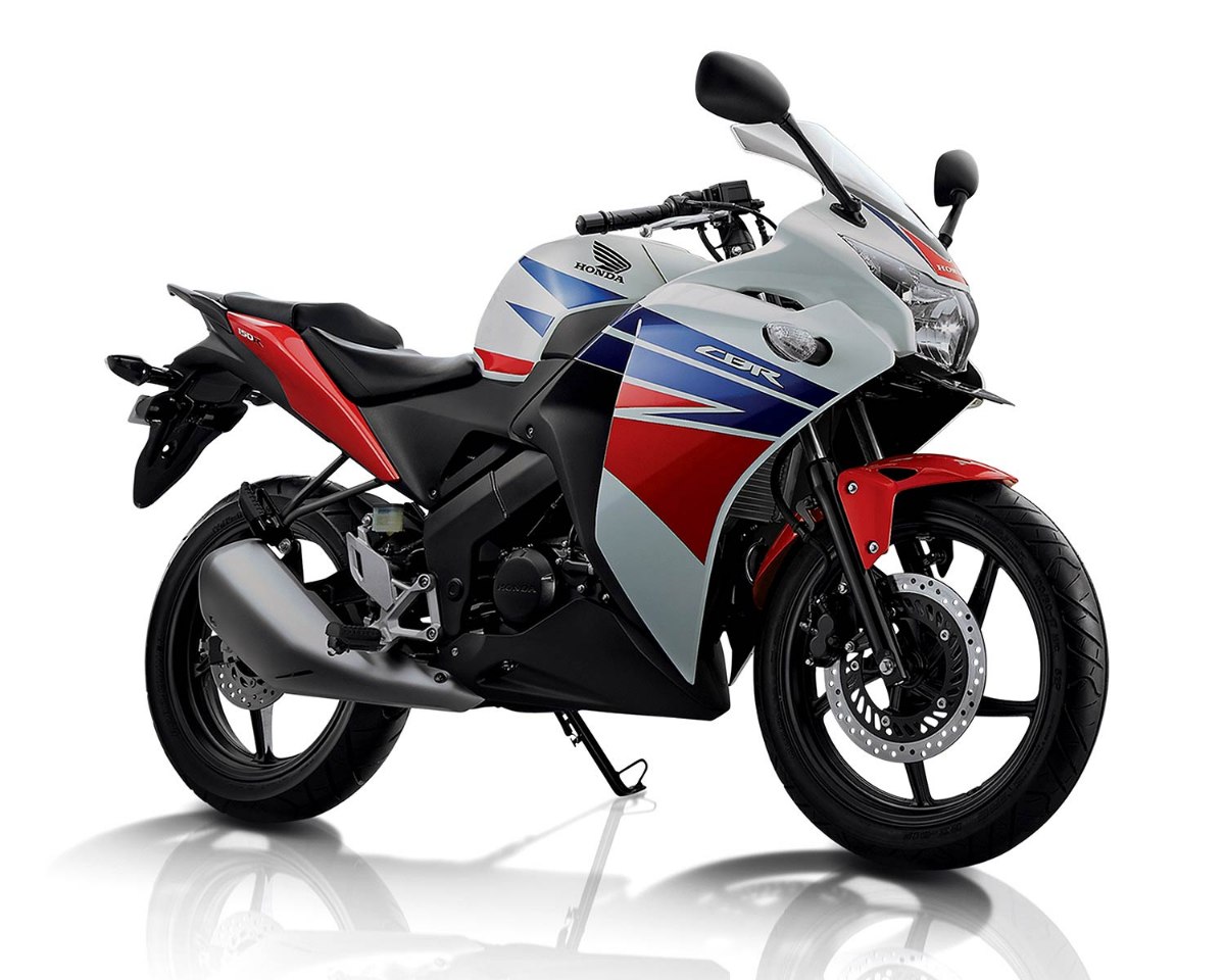 Rekomendasi motor sport 150cc - Honda CBR150R (2013-2016)